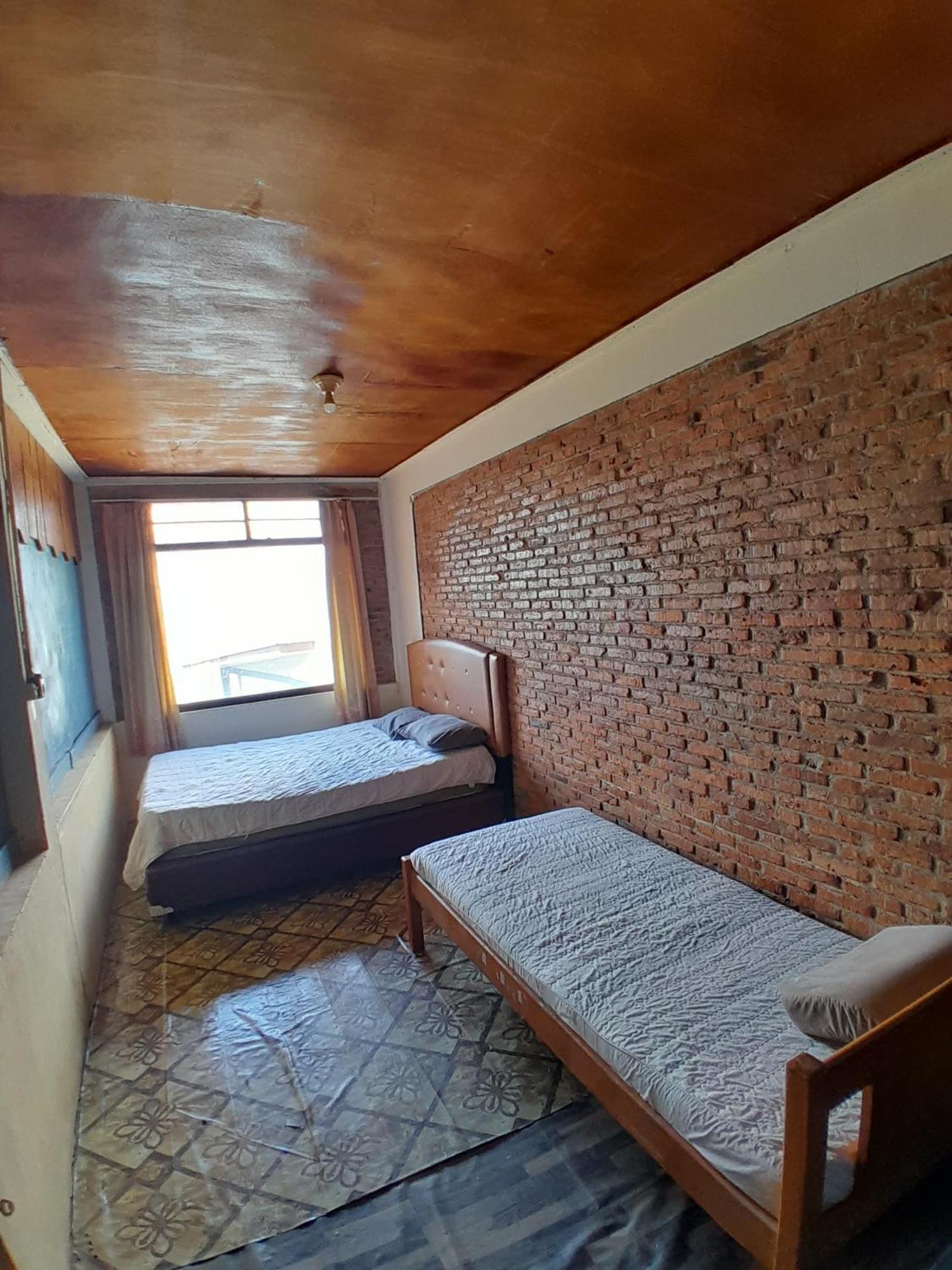 Maruba Inn Tuk Tuk Exterior foto